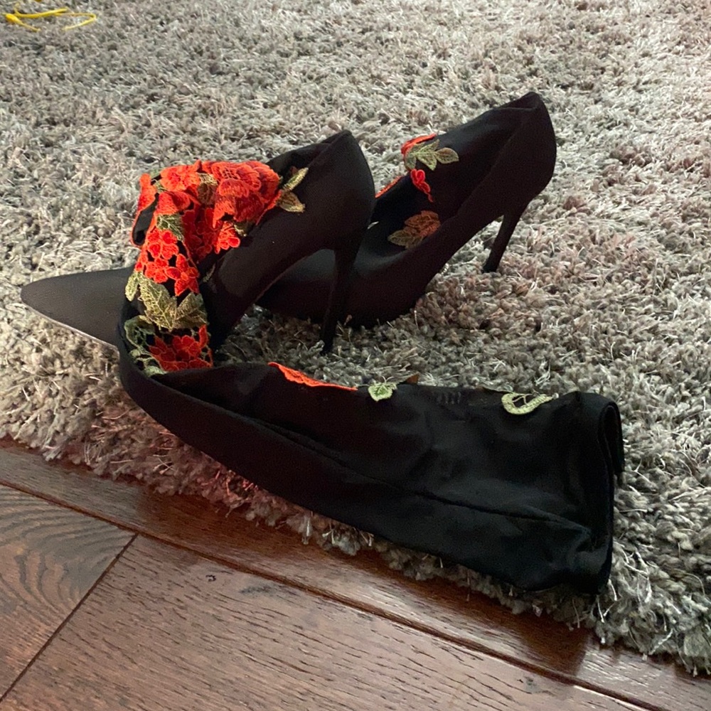 Black stocking heels